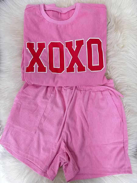 XOXO Crew + Short Set Preorder