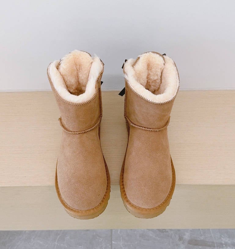 Bow Back Cozy Boot [Natural Colors]