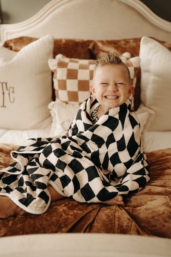 Wavy Checker Organic Muslin Quilt