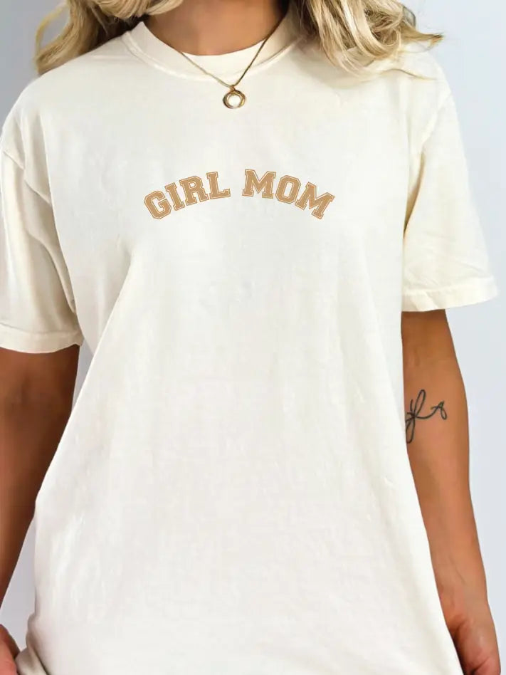 Girl Mom Graphic T